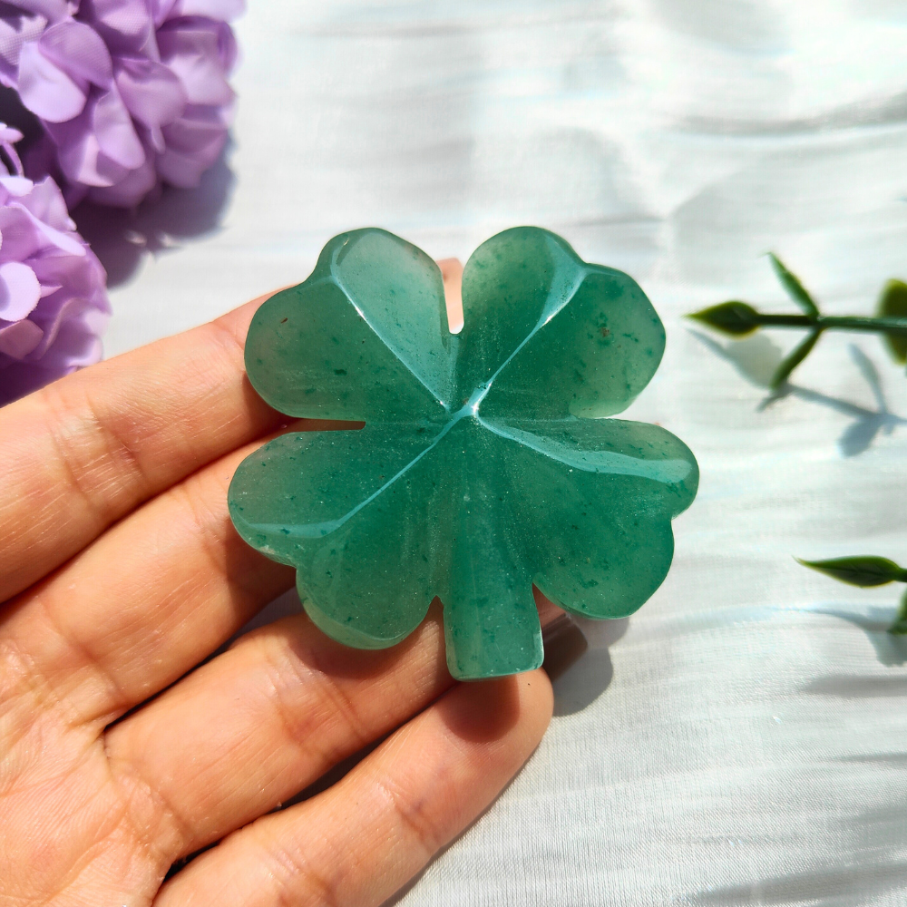 green aventurine clover