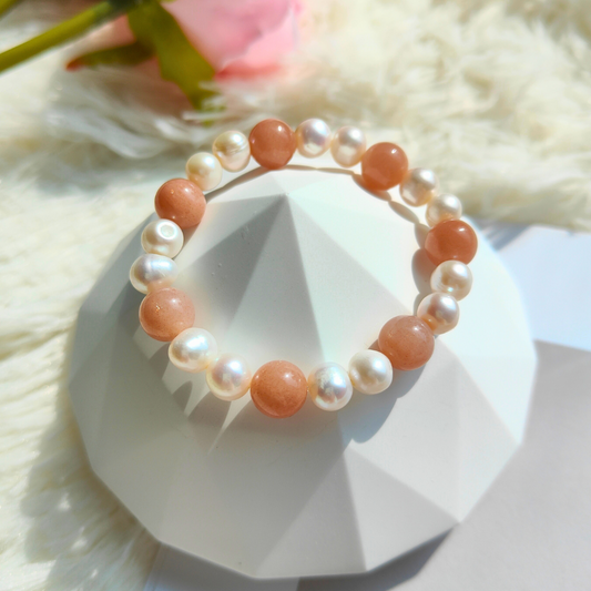 FRESHWATER PEARL & PEACH MOONSTONE BRACELET